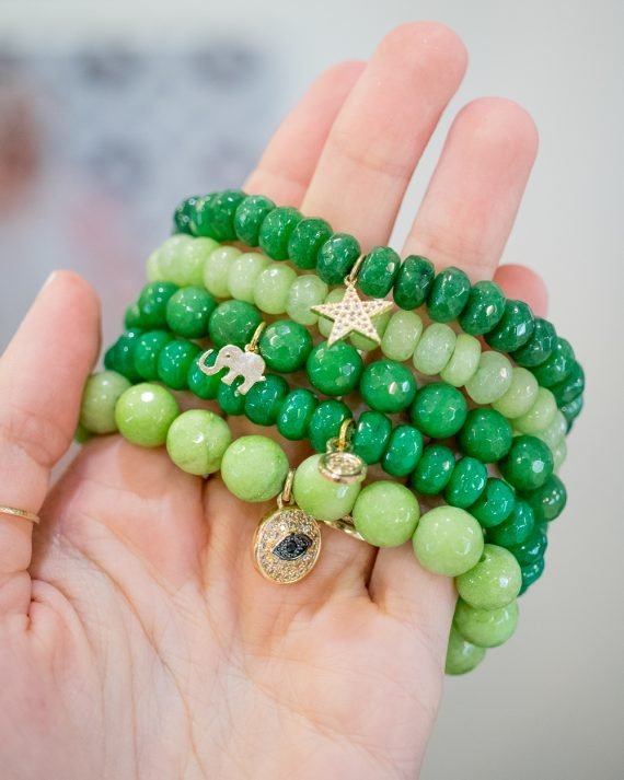 An Afternoon at the BuDhaGirl Headquarters NEWTWIST