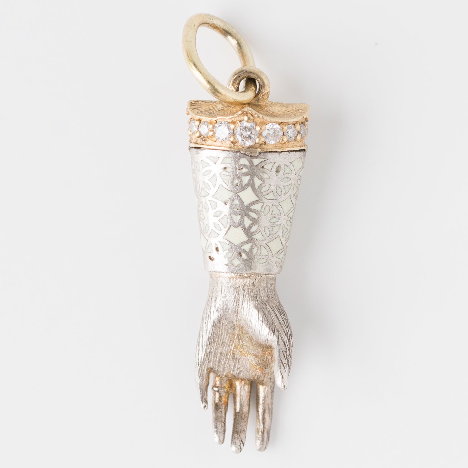 Erica Molinari Trunk Show:18k diamond topped ss ivory enamel hand-.175cts