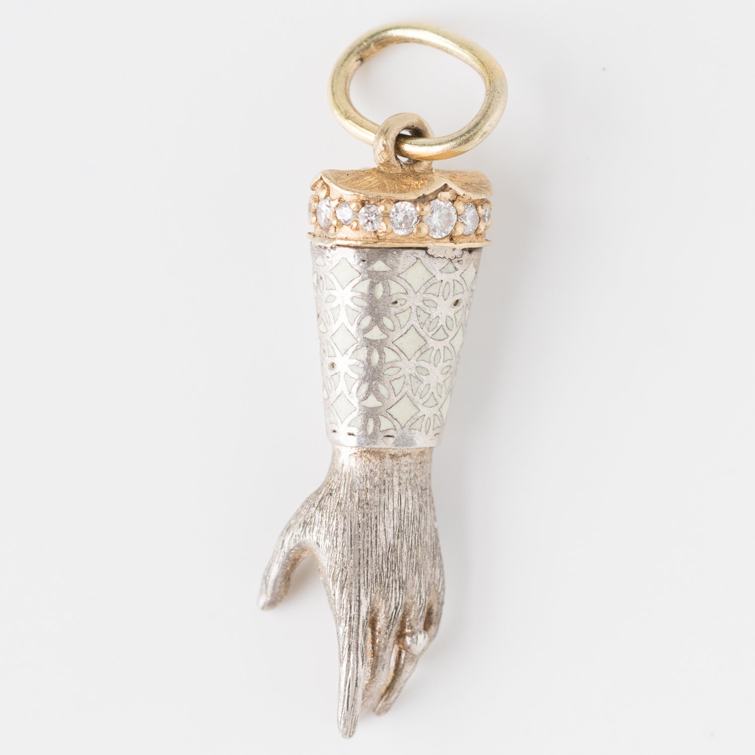 Erica Molinari Trunk Show:18k diamond topped ss ivory enamel hand-.175cts