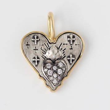 Erica Molinari Trunk Show: ss/18k small baby sacred heart-"My love" - .094cts