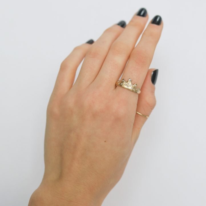 Victoria Cunningham: Ring, Splash Crown, Diamond, 14K yellow gold, Currently available in size 6 3/4