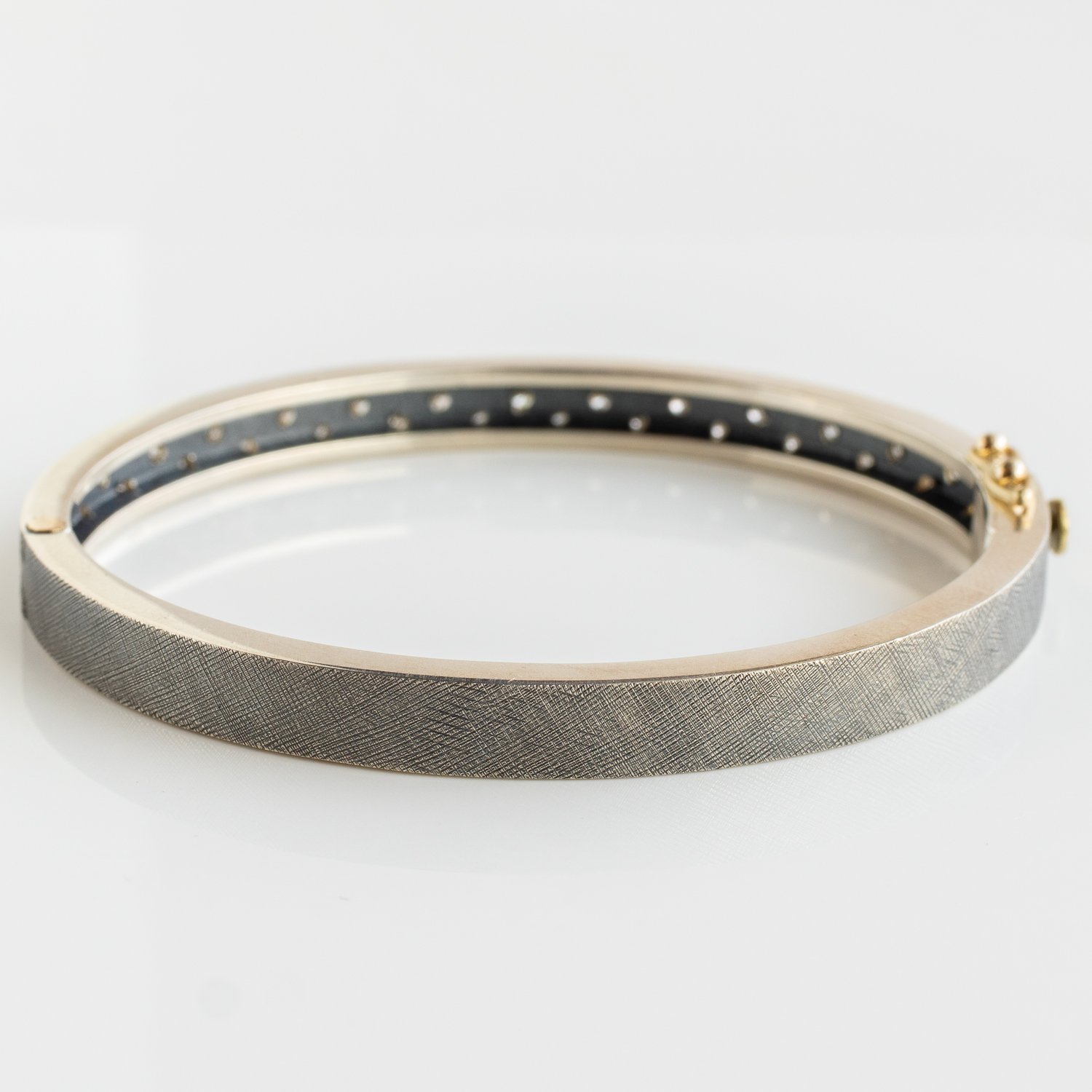 Rene Escobar TRUNK SHOW: Bangle, STELLA, 6MM, SS w/ 0.90ct diamonds SZ MED