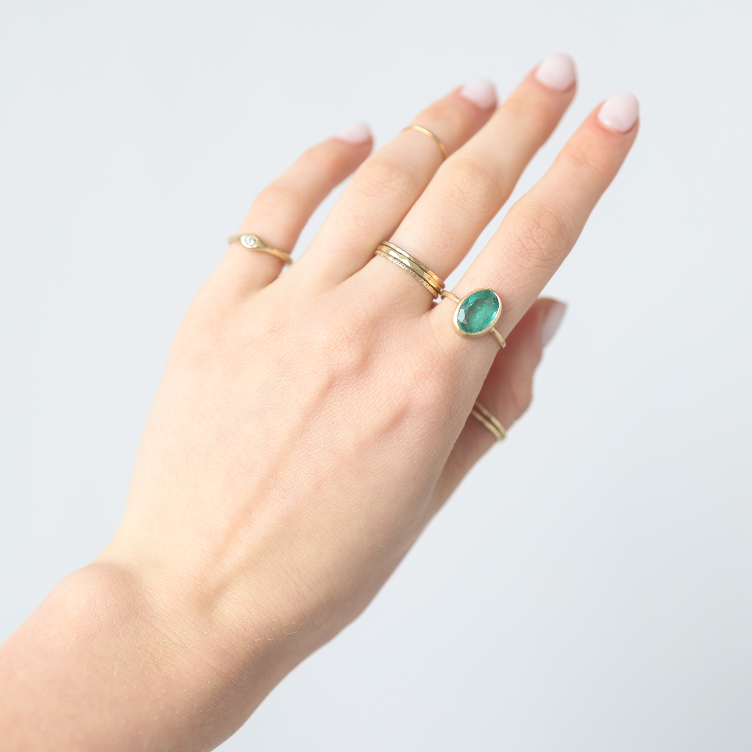 Margaret Solow: Ring,14 kt Emerald,Large Oval
