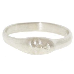 Hannah Blount:Little Grey Lady ring,Bright silver/no diamond