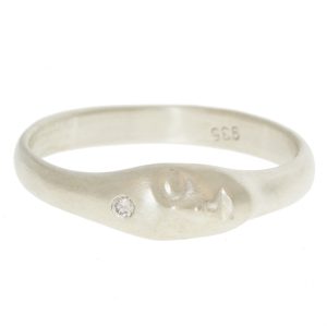 Hannah Blount:Little Grey Lady Cameo ring,Bright silver & Diamond 6.5