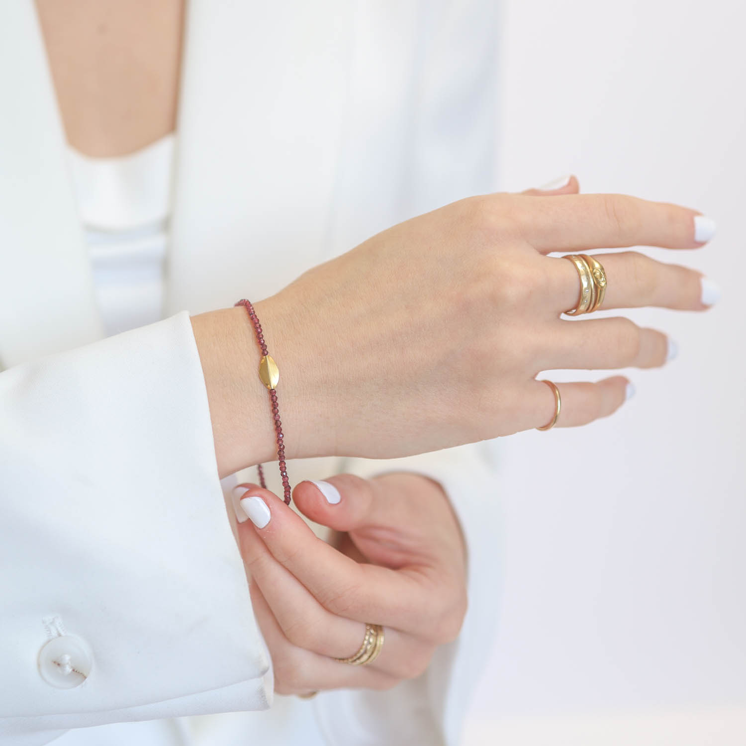 Margaret Solow: Bracelet,18K Marquis bead , Garnet