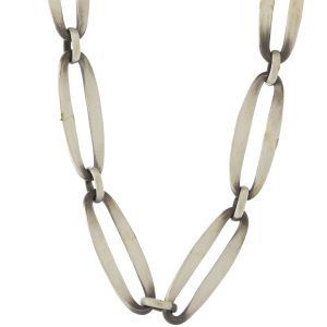 Jane Diaz: Hammered Oval Link Chain Necklace, Sterling Silver, Measures 19 1/2" - 22 1/4", Links Measure 7/16" x 1 1/4"