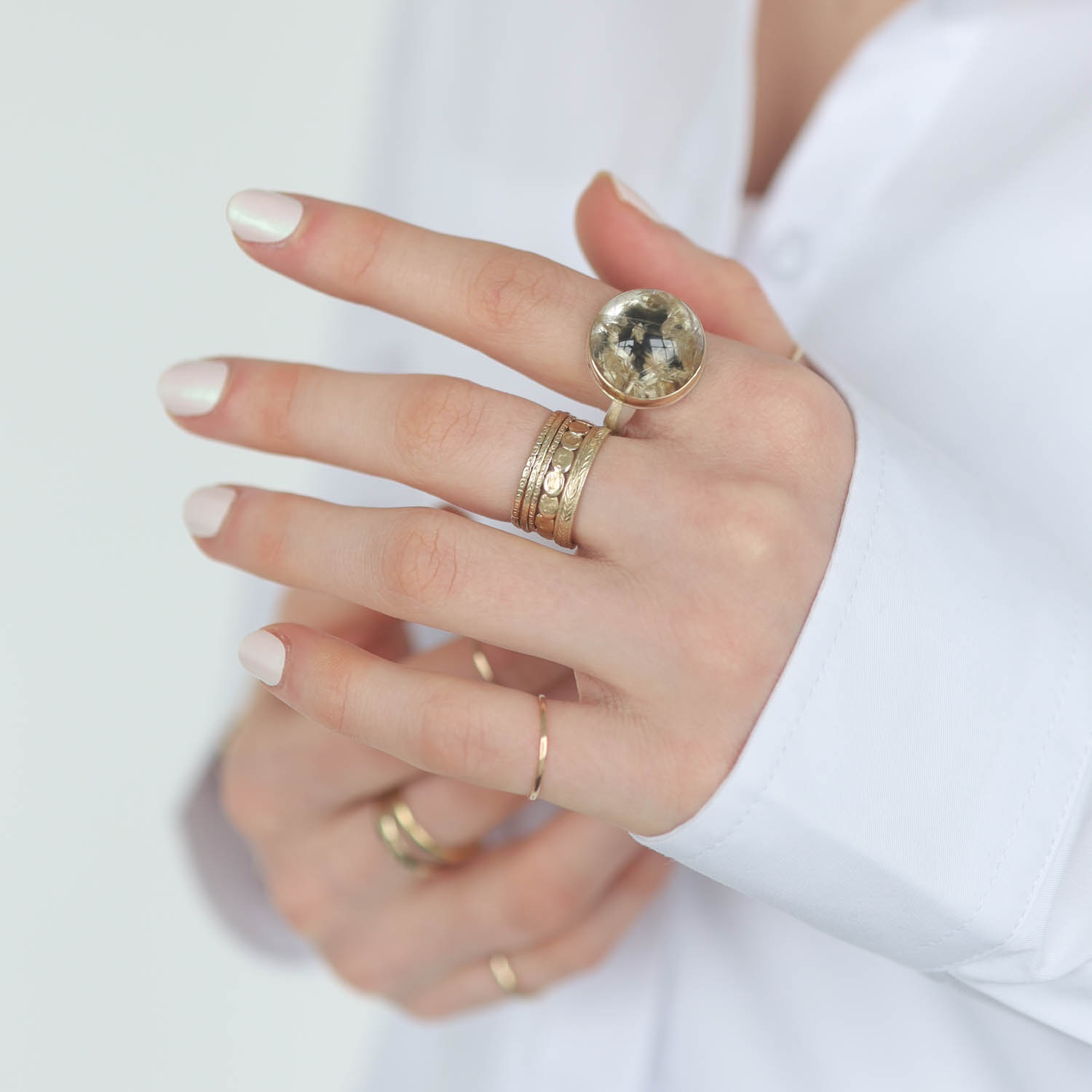 Jamie Joseph: Sterling & 14K Gold Ring w/ Round Smooth GOLDEN RUTILATED QUARTZ on Soft Live Edge Band