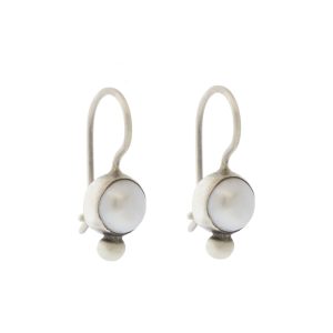Jane Diaz: Simple Pearl Drop with Granulation, pearl