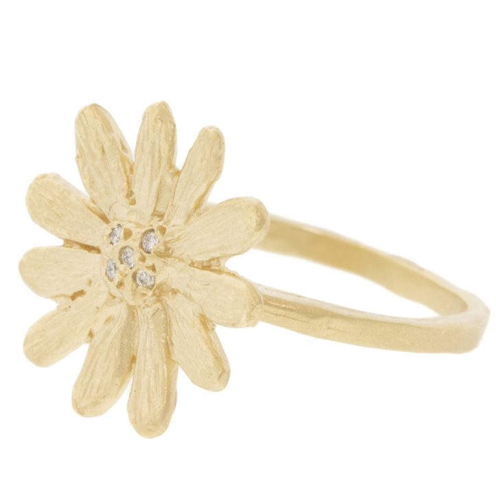 Victoria Cunningham Trunk Show: 14k L daisy ring and pave dia