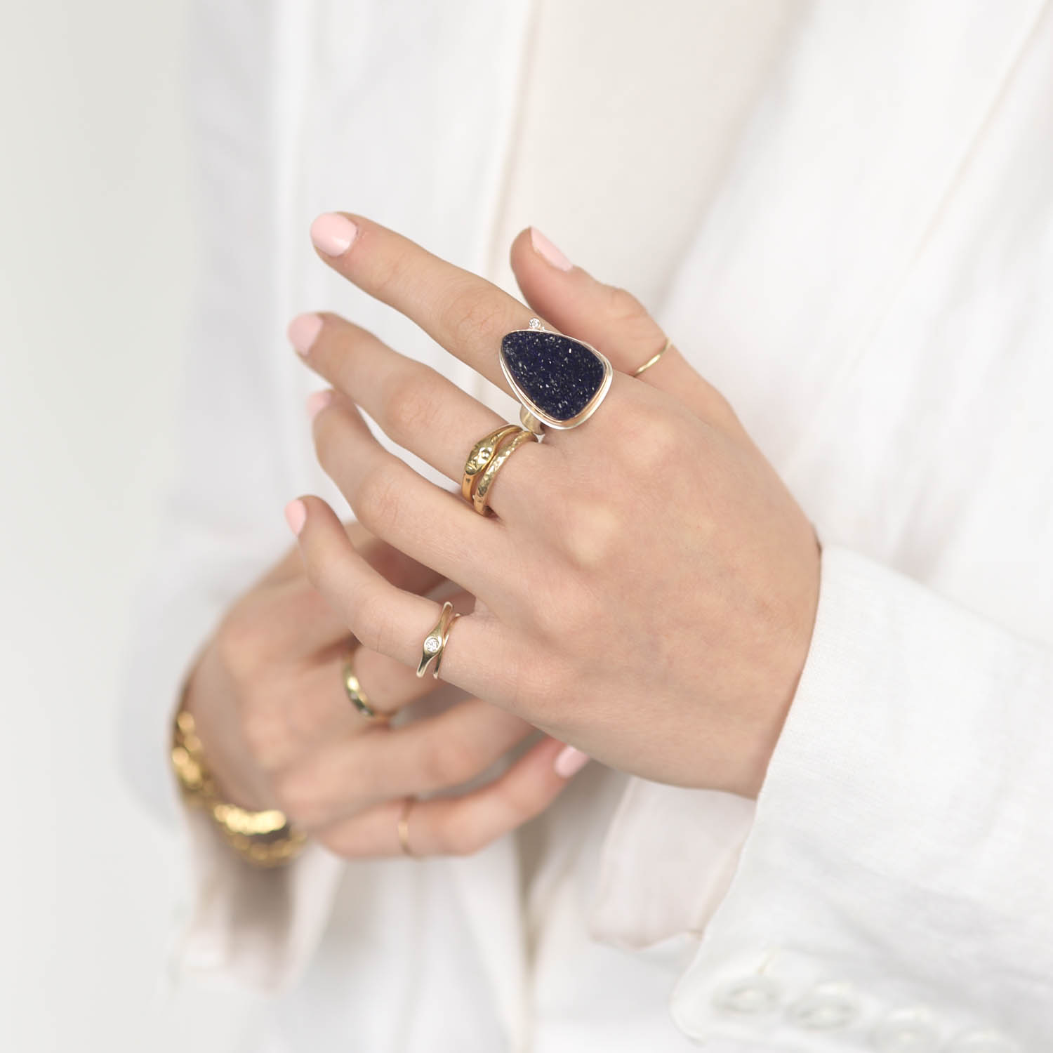 Jamie Joseph: Sterling & 14K Gold Ring w/ Vertical Asymmetrical Surface Cut AZURITE & .03 ct Satellite Diamond on Groovy Band, Size 7 1/4