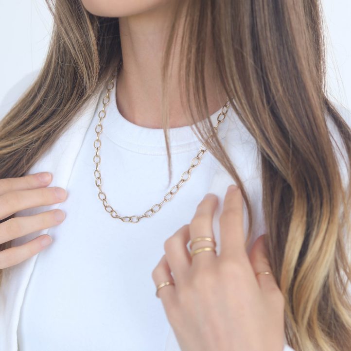 Three Stories Jewelry : Classic large Oval loopy chain, 14k yellow gold