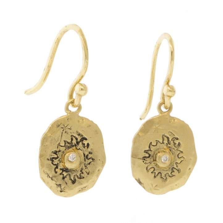 Victoria Cunningham Trunk Show: 14k corona earrings3/4 x 5/16