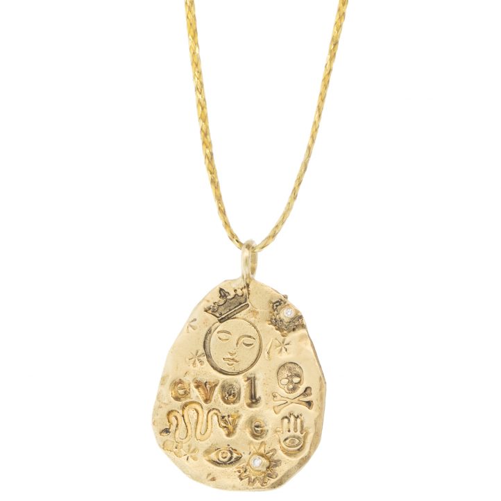 Victoria Cunningham Trunk Show: 14K EEAAO (charm only), Measures 7/8" x 11/16" including bail