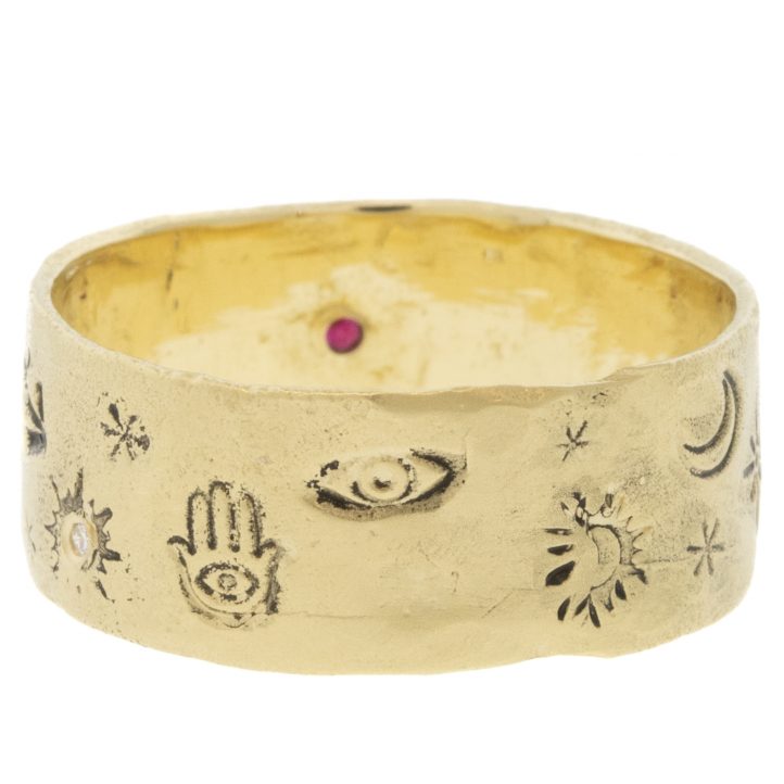 Victoria Cunningham Trunk Show: 14K sagittarius ring, Size 8 1/4, Width 5/16"