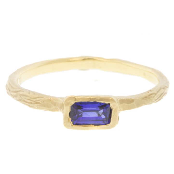 Victoria Cunningham Trunk Show: .39ct blue sapphire, Size 7 1/4, Stone measures 3/16" x 1/4"