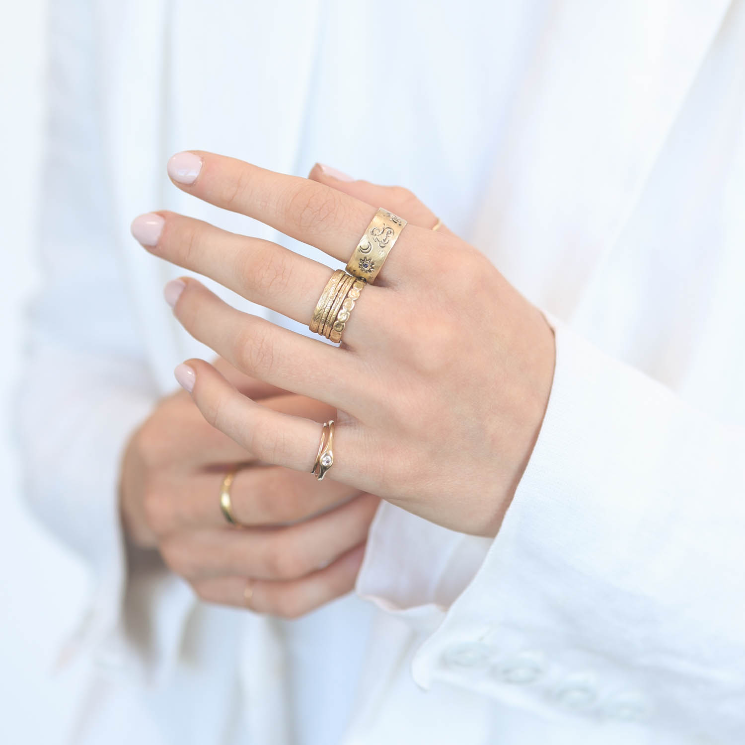 Victoria Cunningham Trunk Show: 14K capricorn ring, Size 8 1/4, Width 5/16"