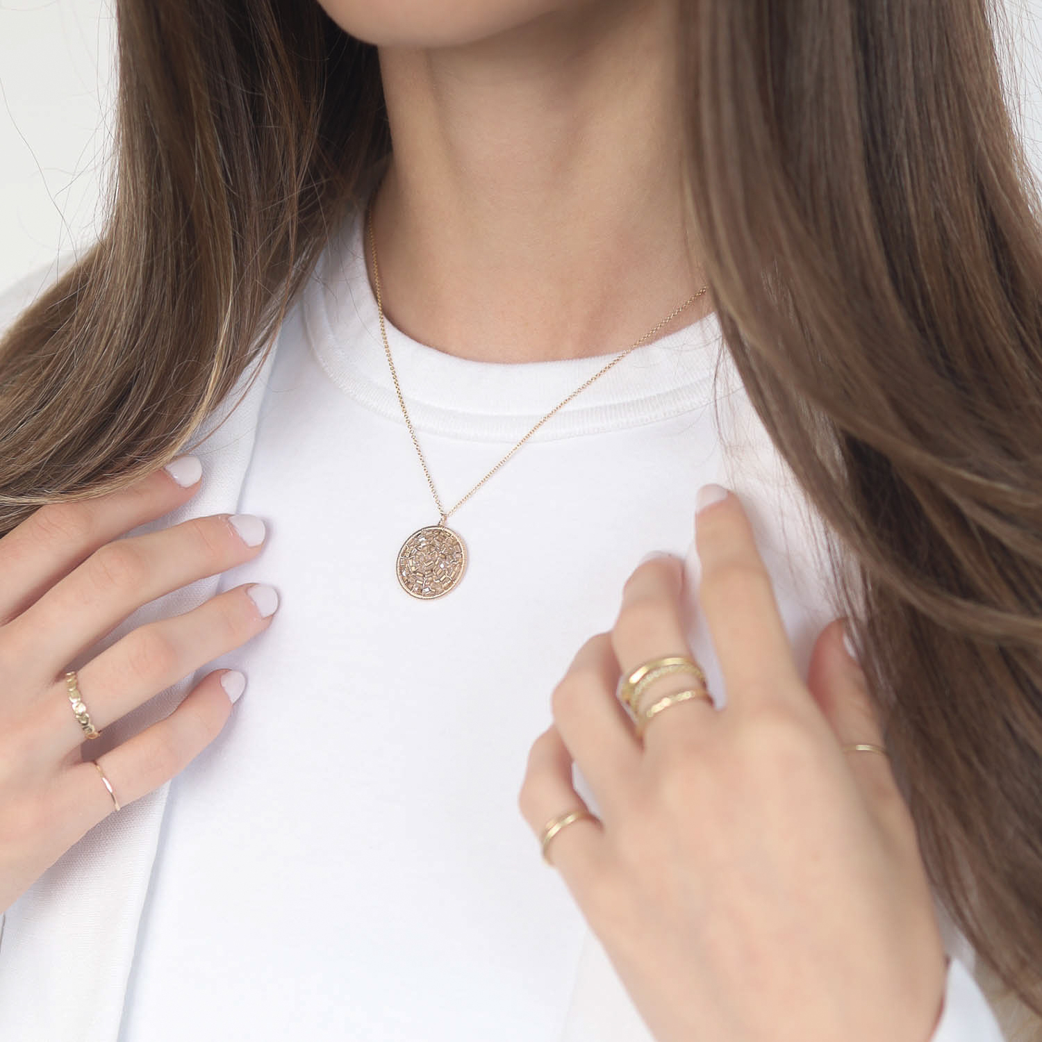 Dana Kellin: Necklace, Silky Mix, Gold Fill, Circle