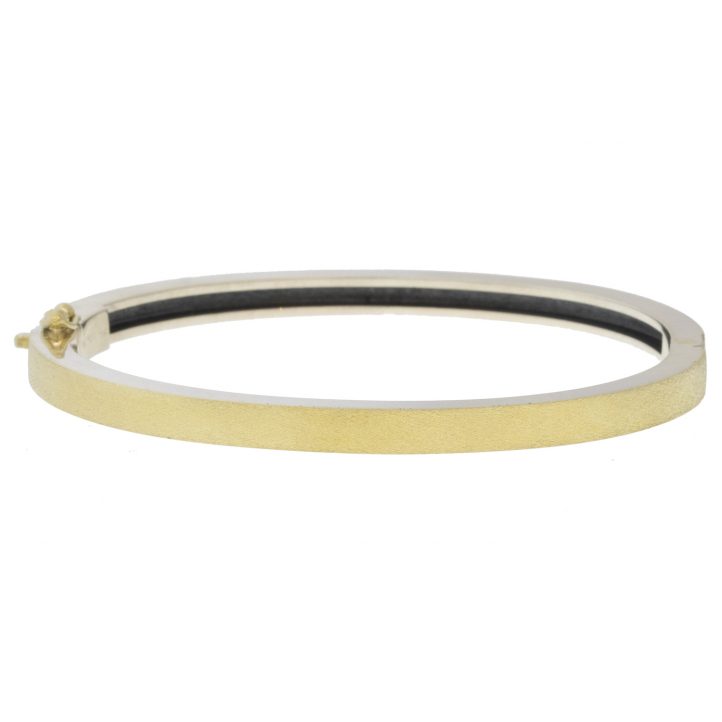 Rene Escobar: Bracelet, SHAYNA,4MM YG FRONT & YG BACK BANGLE SET WITH 0.18CT IN DIAMONDS