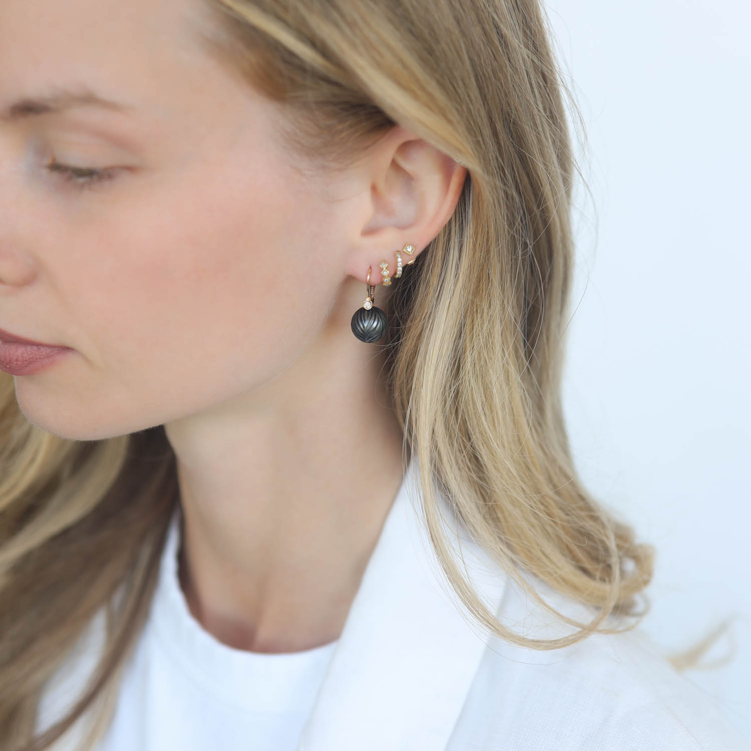 Alison Shiboski:14K Carved Tahitian pearl leverback earrings,0.03tcw diamond