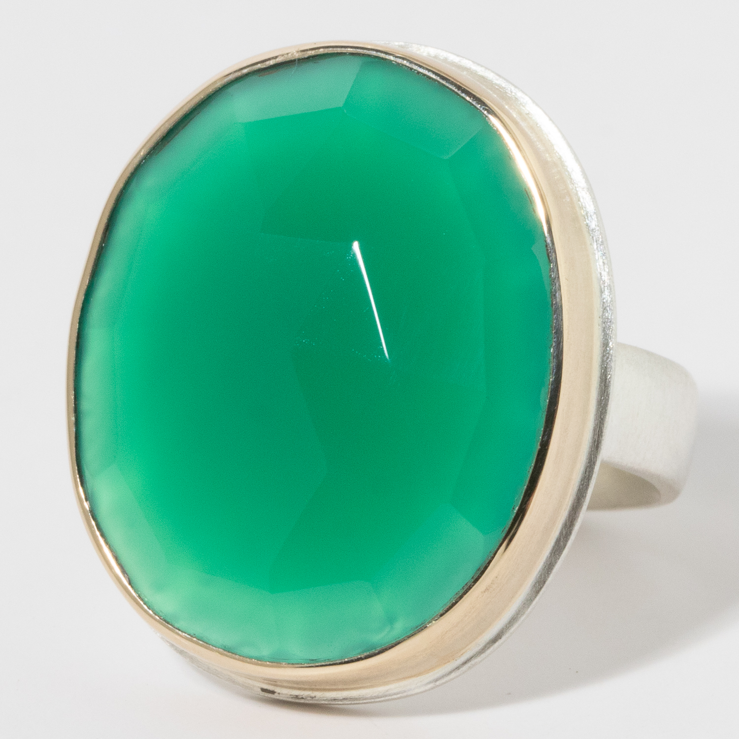 Jamie Joseph: Sterling & 14K Gold Ring, Vertical Oval Rose Cut GREEN ONYX on Comfort Band size 7, 15/16" x 3/4"