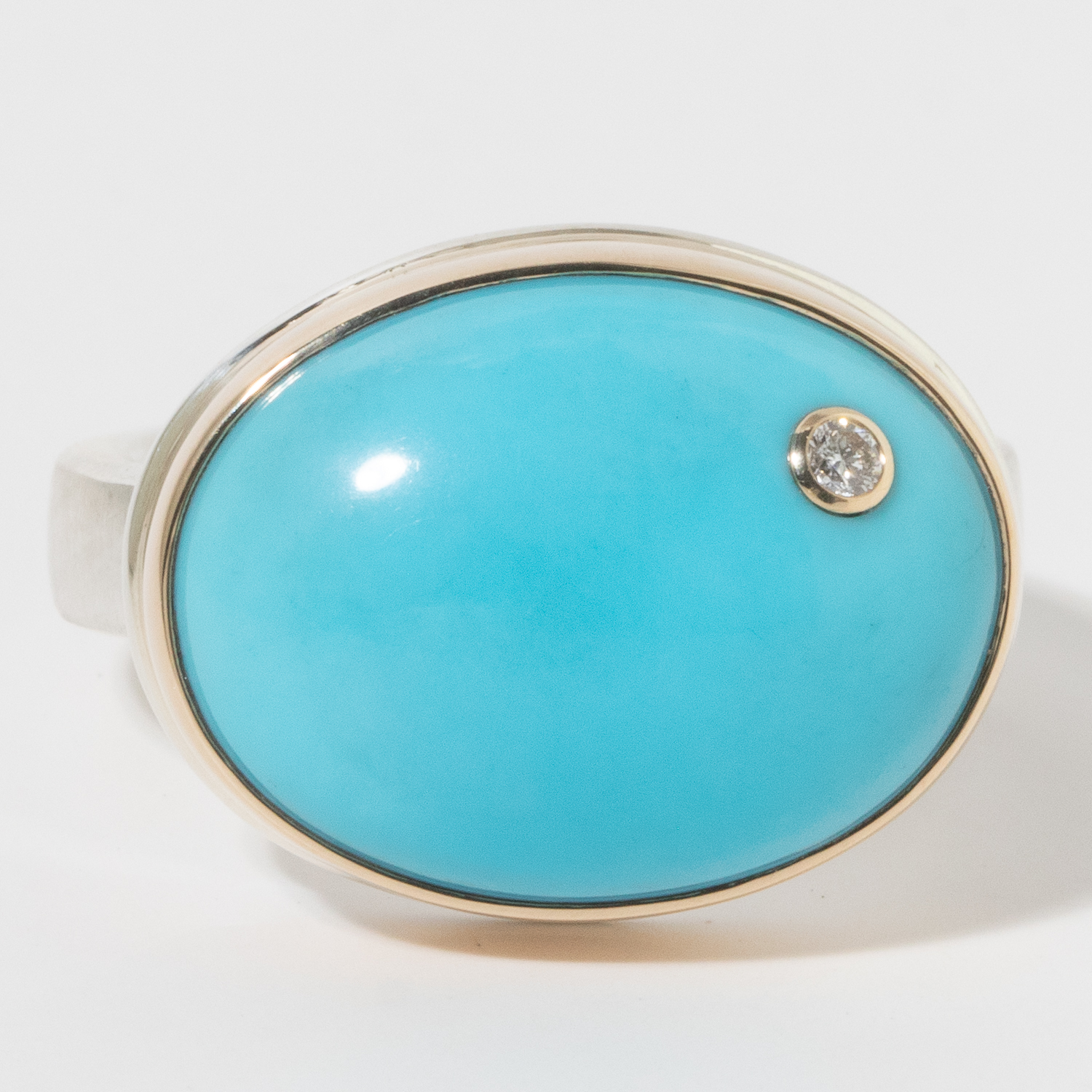Jamie Joseph: Sterling & 14K Gold Ring, Oval Smooth SLEEPING BEAUTY TURQUOISE, w. .03ct Diamond on Y Band size 9, 9/16" x 3/4"