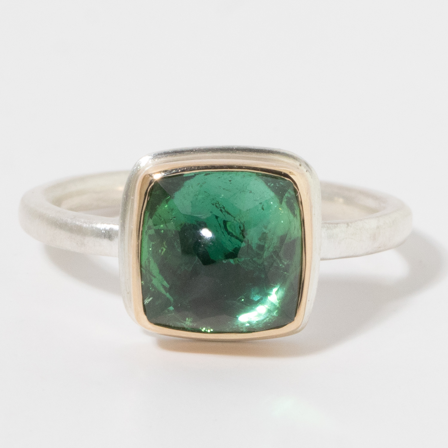 Jamie Joseph: Sterling & 14K Gold Ring, Small Inverted GREEN TOURMALINE on J Band, size 6.5, 5/16" x5/16"