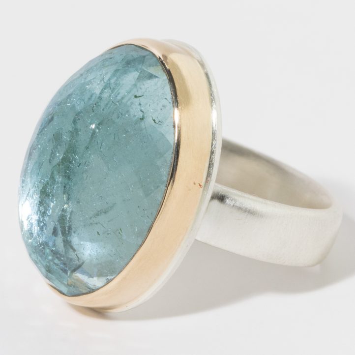 Jamie Joseph: Sterling & 14K Gold Ring,  Vertical Oval Inverted AQUAMARINE on comfort band, size 8, 7/8" x5/8"