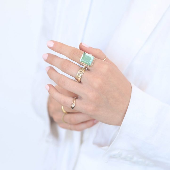 Jamie Joseph: Sterling & 14K Gold Ring w/ Vertical Rectangular Table Up GREEN TOURMALINE on Egyptian Band, sz 6.75, 5/8" x 1/2"