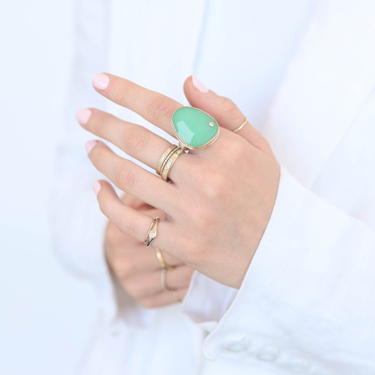 Jamie Joseph: Sterling & 14K Gold Ring, Large Vertical, Faceted CHRYSOPRASE, w/ .03ct Diamond size 8.25, 15/16" x 11/16"