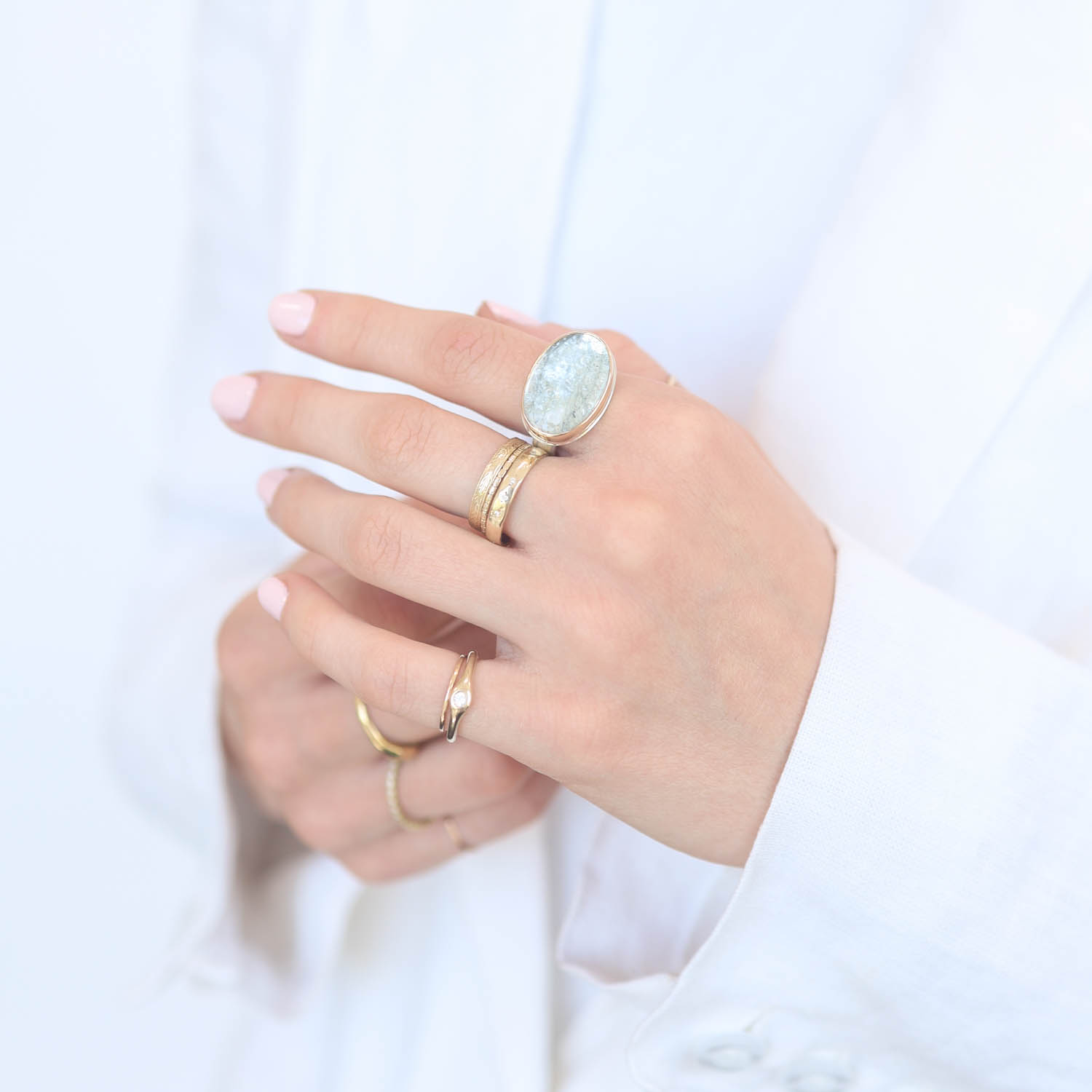 Jamie Joseph: Sterling & 14K Gold Ring, Oval Smooth AQUAMARINE, Live Edge Band size 7.75, 1/2" x 3/4"