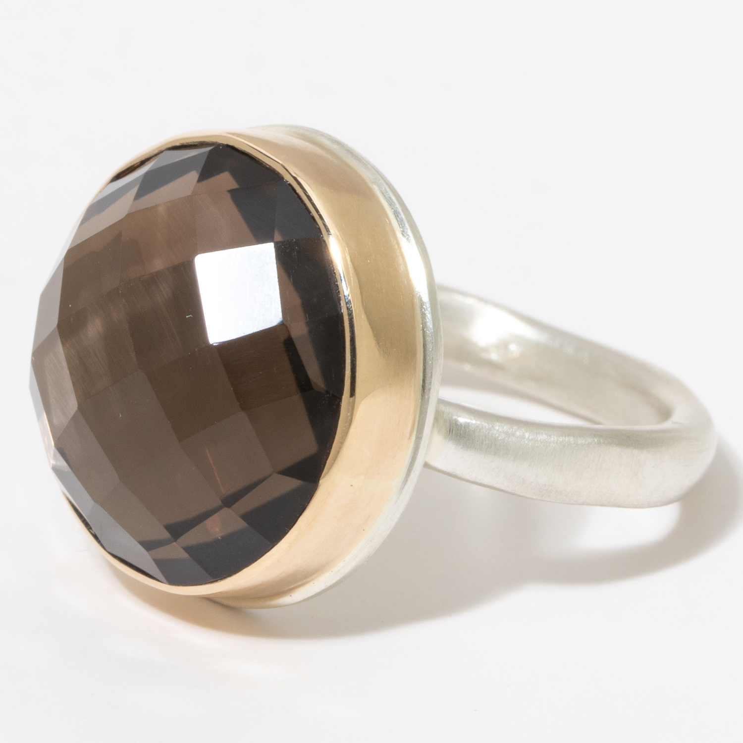 Jamie Joseph:Sterling & 14K Gold Ring w/ Small Round Checkerboard Cut SMOKY QUARTZ on Middle Organic Band,sz 7,5/8 diam