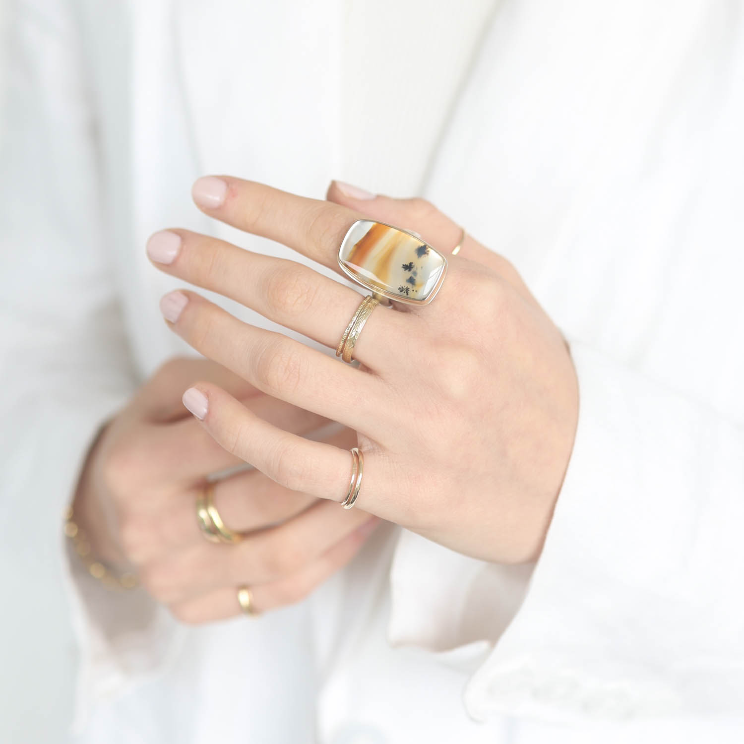 Jamie Joseph:Sterling & 14K Gold Ring w/ Vertical Rectangular MONTANA AGATE on Comfort Band,sz 8.25,1 1/16 x 5/8