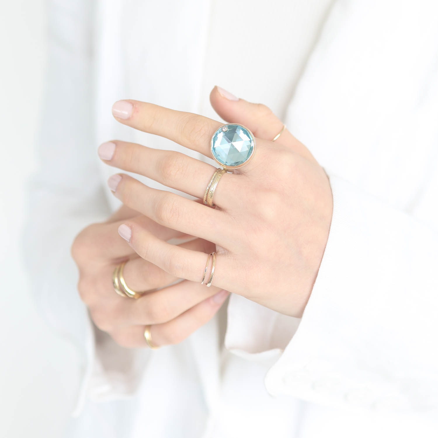 Jamie Joseph:Sterling & 14K Gold Ring w/ Round Rose Cut SKY BLUE TOPAZ & .03 ct Diamond on Live Edge Band,sz 7.75,3/4 diam