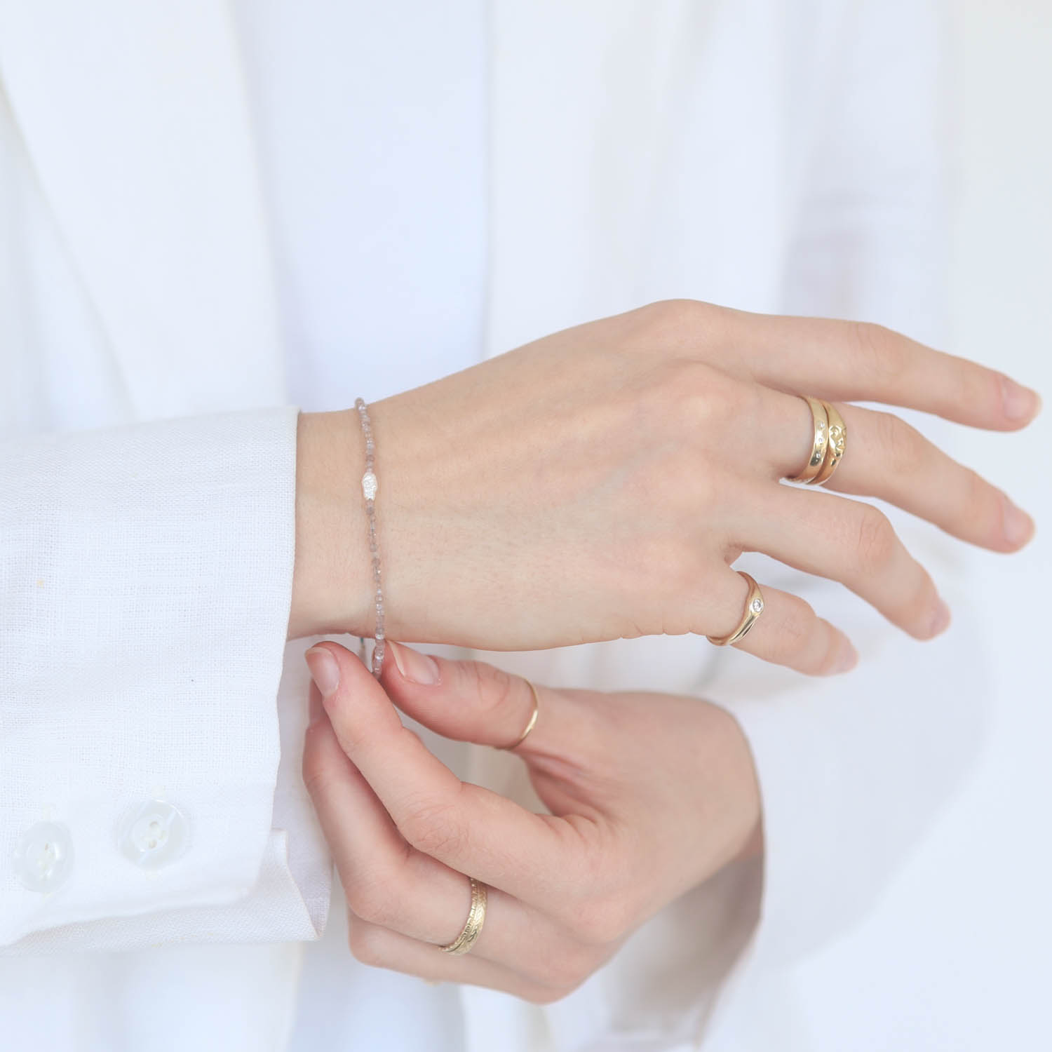 Margaret Solow: Bracelet, SS Clasp, Chocolate Moonstone & Pearl - Single Pearl