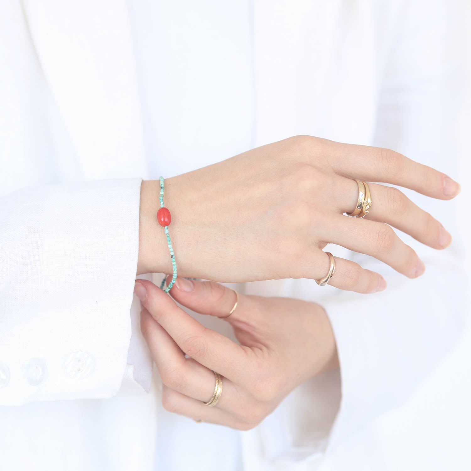 Margaret Solow: Bracelet, SS Clasp, Turquoise & Coral w/ Large Center Stone