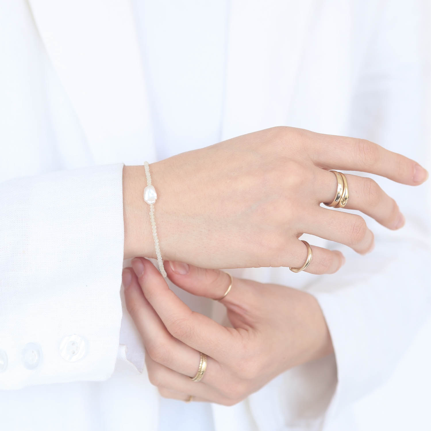 Margaret Solow: Bracelet, SS Clasp, Prehnite & Pearl