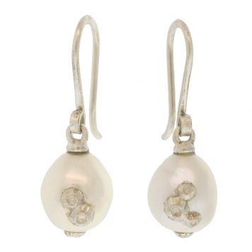 Hannah Blount: Moonshine Baroque Pearl Ruthie B. Earrings with Barnacles - SS
