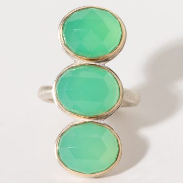 Jamie Joseph: Sterling & 14K Gold Ring w/ Triple Faceted CHRYSOPRASE on Middle Organic Band, size 6.5, stones measure 1 1/4" x 1/2"