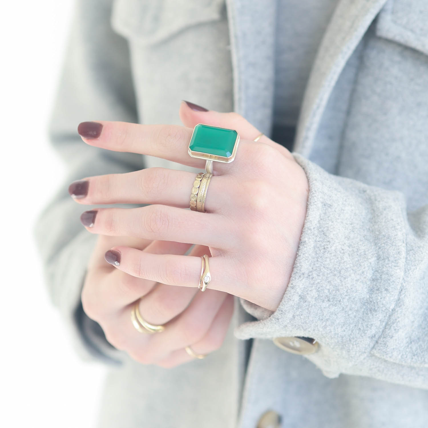 Jamie Joseph:Sterling & 14K Gold Ring w/ Vertical Rectangular Table up GREEN ONYX on Middle Groovy Band, size 7, 13/16 x 9/16