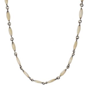 Jane Diaz: Simple Handmade Rice Chain, SS