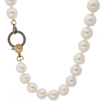Alison Shiboski:White round FWP Pearl strand,18k SS Diamond clasp