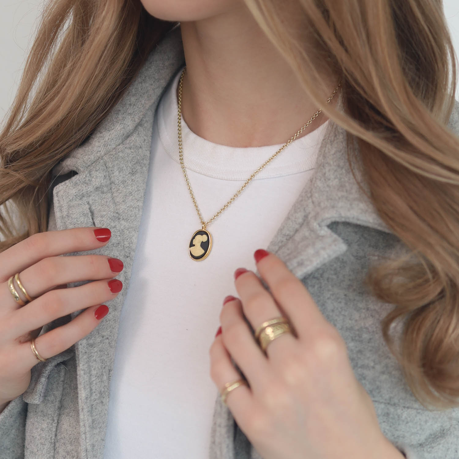 Catherine Canino: Small Cameo Cable Pendant, 17" - Empress