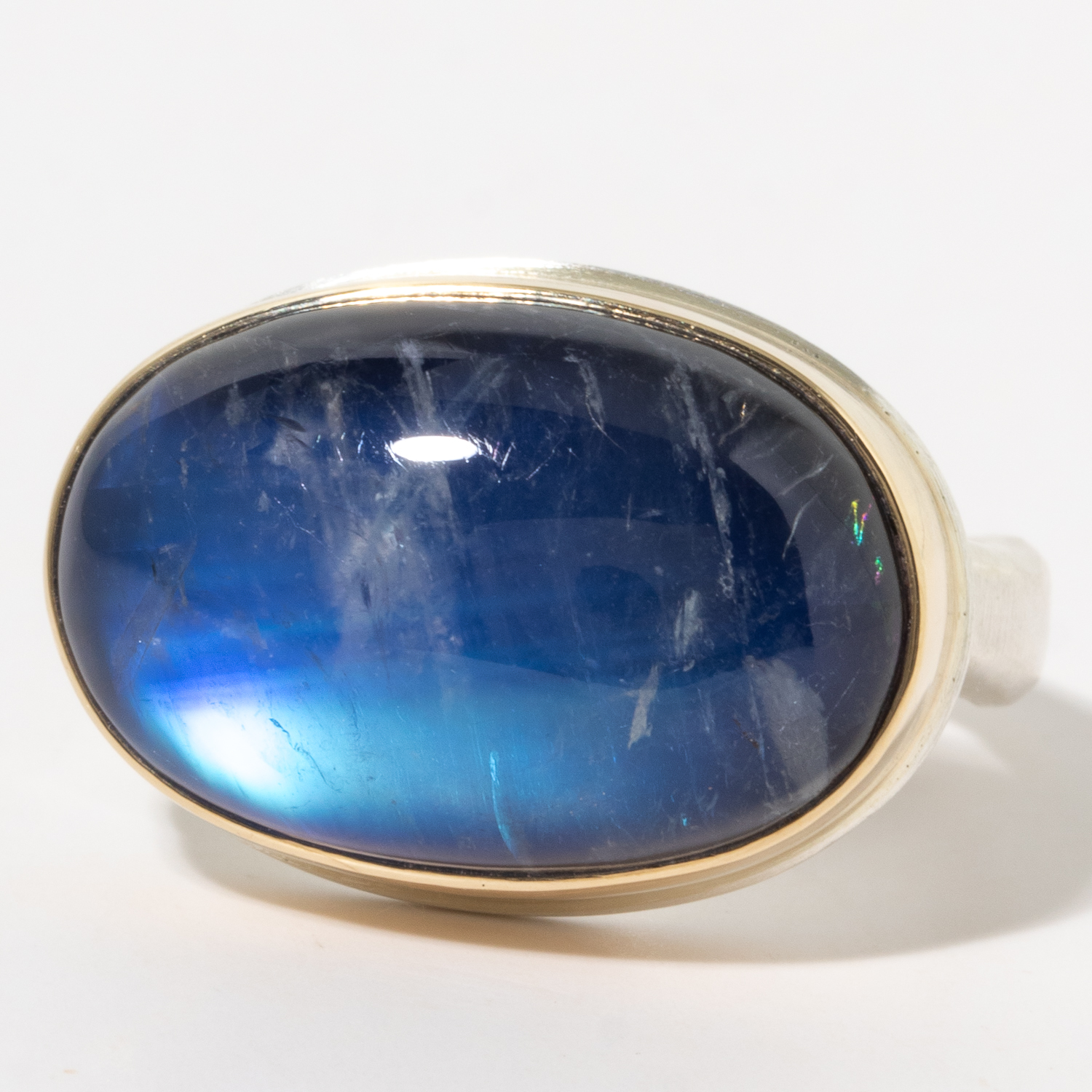Jamie Joseph:Sterling & 14K Gold Ring w/ Oval Smooth BLUE RAINBOW MOONSTONE on Middle Groovy Band, sz 7.5, 1/2 x 3/4