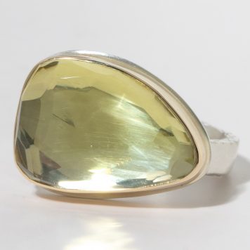 Jamie Joseph:Sterling & 14K Gold Ring w/Random Facet LEMON QUARTZ on Middle Bark Band