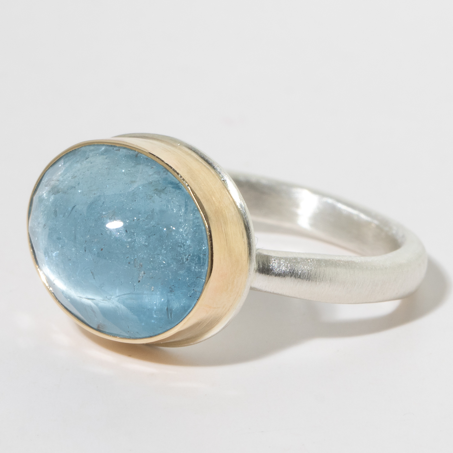 Jamie Joseph:Sterling & 14K Gold Ring w/ Oval Inverted AQUAMARINE on Middle Organic Band