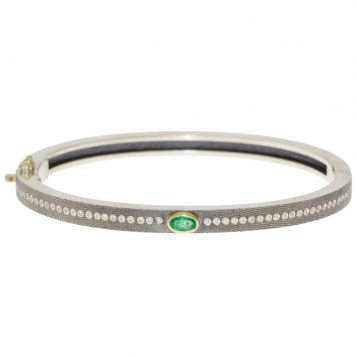 Rene Escobar:JUNIA PLUS 4MM SS hinged bangle featuring an 18k YG push button style clasp and a solid 18k YG top sheet and bezel set with OV cut with 0.48CT of EME