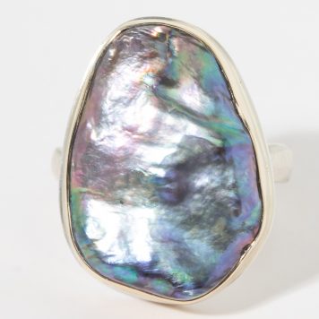 Jamie Joseph:Sterling & 14K Gold Ring w/ Vertical Asymmetrical PEACOCK PEARL on Middle Groovy Band