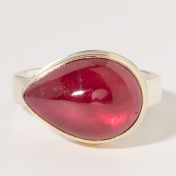 Jamie Joseph:Sterling & 14K Gold Ring w/ Smooth Teardrop AFRICAN RUBY on Comfort Y Band