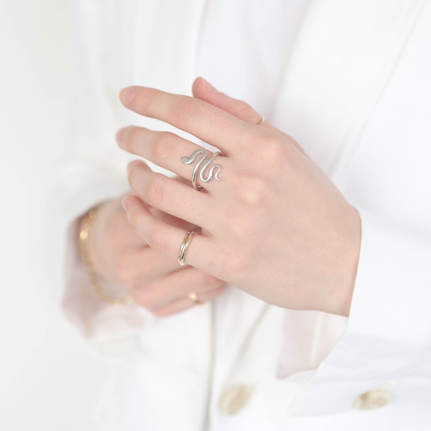 Carolyn Keys: Viper Ring - Silver